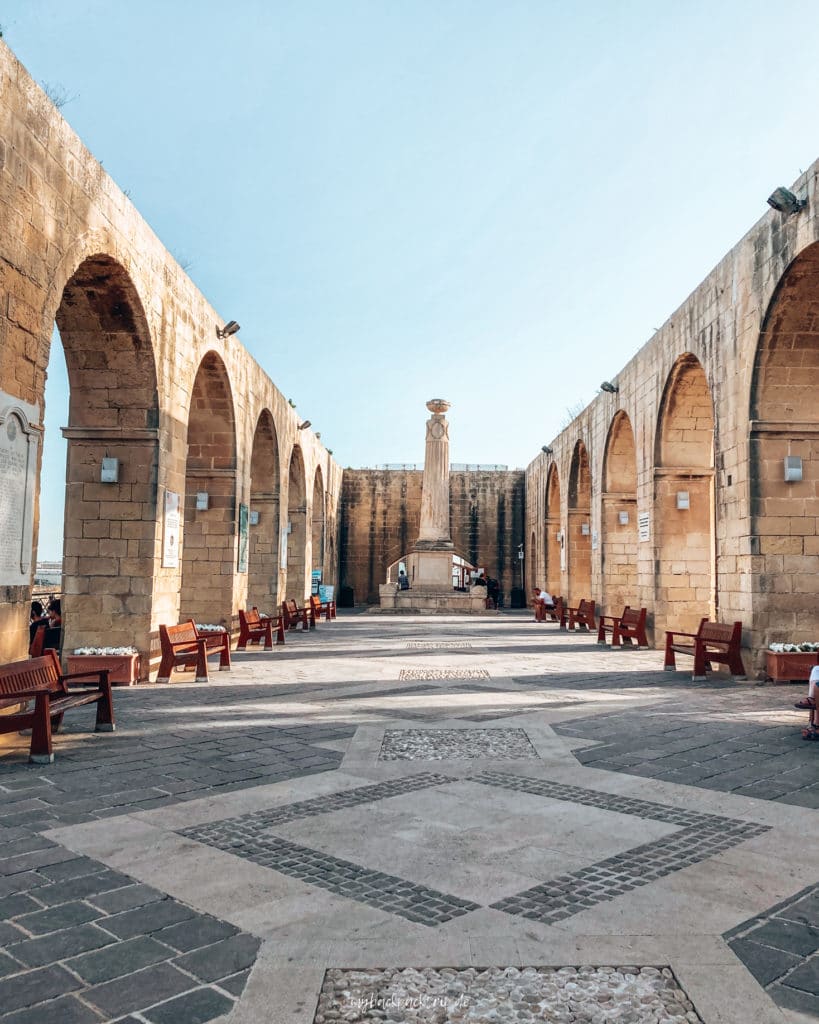 Uppar Barrakka Gardens Valletta Sehenswurdigkeiten Reisetipps