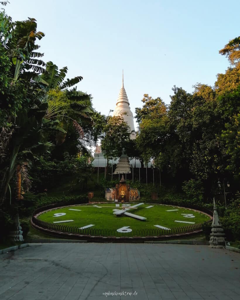 Wat Phnom Tempel Phnom Penh Sehenswurdigkeit Reiseblog