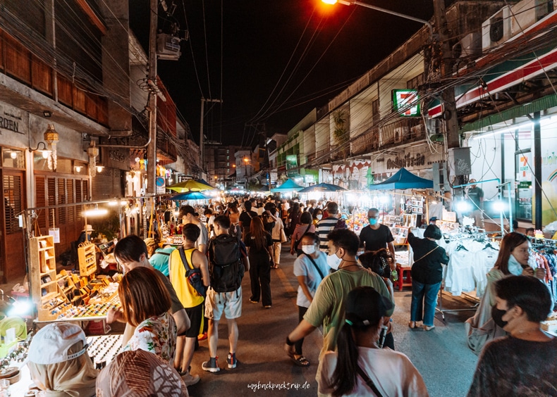 Saturday Night Market Chiang Mai