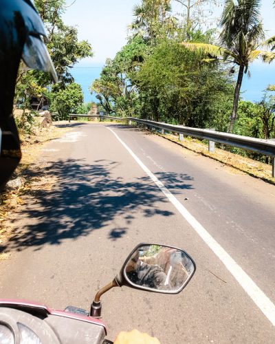 Rollerfahrt entlang Balis Ostküste Richtung Amed