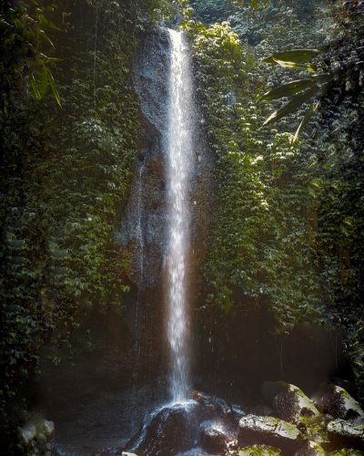 Der Tibumana Wasserfall in der Nähe von Ubud